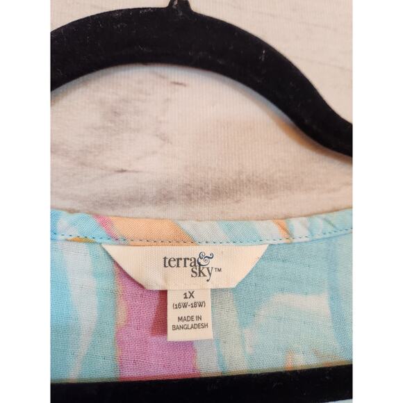 Terra & Sky Women's Multicolor Abstract Print Short Sleeve Tiered Blouse Size 1X - Picture 3 of 6